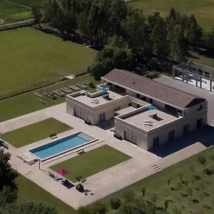 Domaine Des Eucalyptus Molleges